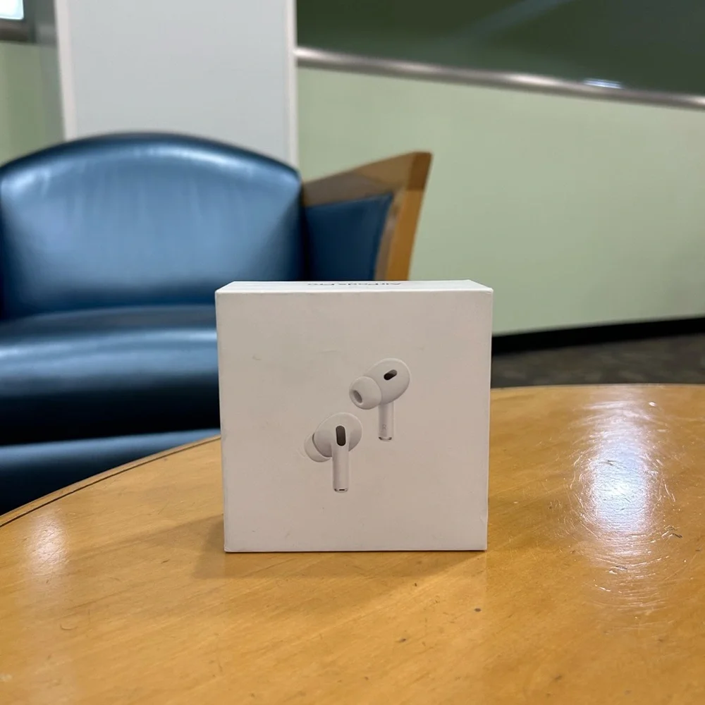 AirPods Pro 2nd generation(send best offers)